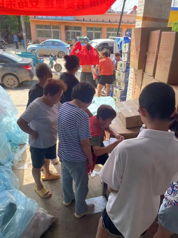 风雨与共 情系涿州：广东天之瓜联合百果园为涿州灾区捐赠水果