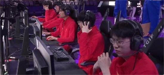 《LOL》亚运会中国队0：2负于韩国队 无缘金银牌