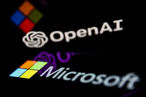 曝微软联合OpenAI研制AI芯片 对抗英伟达统治地位