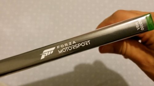 《极限竞速Motorsport》实体版无法直接开玩 需下载额外内容